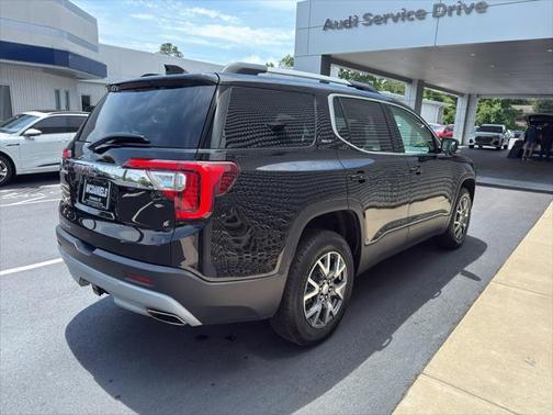 2023 GMC Acadia FWD SLT