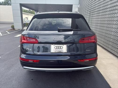 2020 Audi Q5 45 Titanium Premium