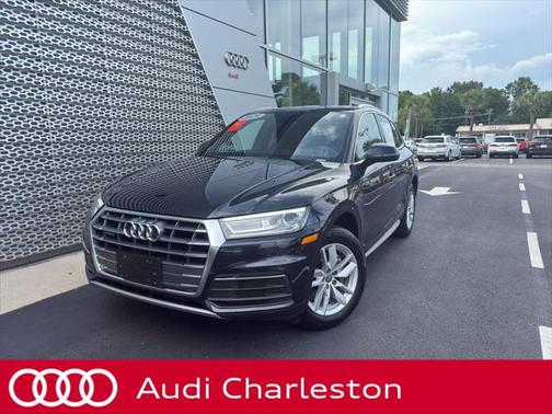 2020 Audi Q5 45 Titanium Premium