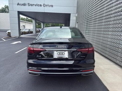 2024 Audi A4 Prestige 45 TFSI S line quattro S tronic