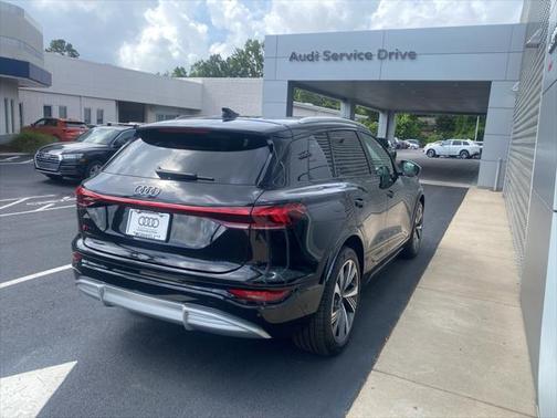 2025 Audi SQ6 e-tron Premium Plus quattro