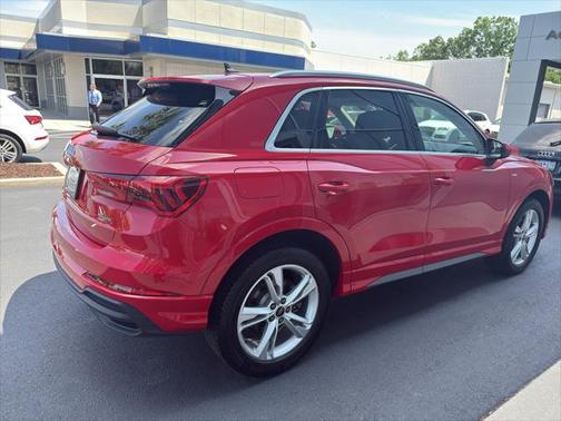 2024 Audi Q3 Premium 45 TFSI S line quattro Tiptronic