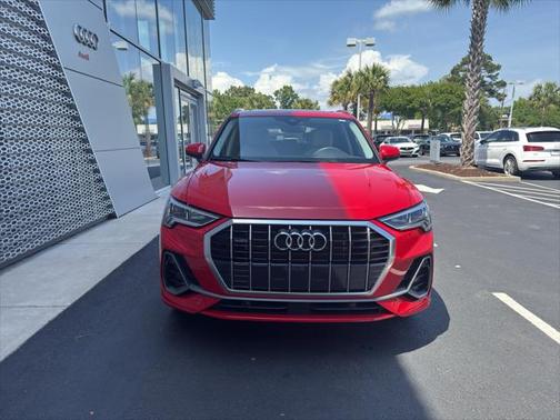 2024 Audi Q3 Premium 45 TFSI S line quattro Tiptronic