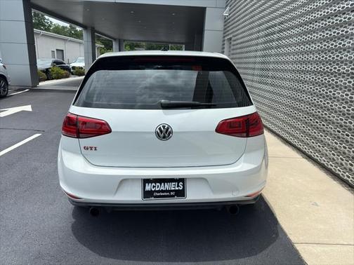 2017 Volkswagen Golf GTI 2.0T Autobahn 4-Door