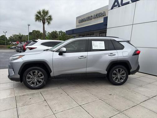 2023 Toyota RAV4 Hybrid XLE Premium