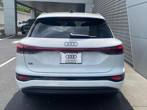 2025 Audi Q6 e-tron Premium Plus