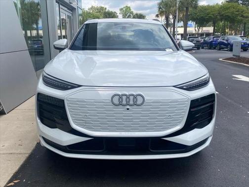 2025 Audi Q6 e-tron Premium Plus