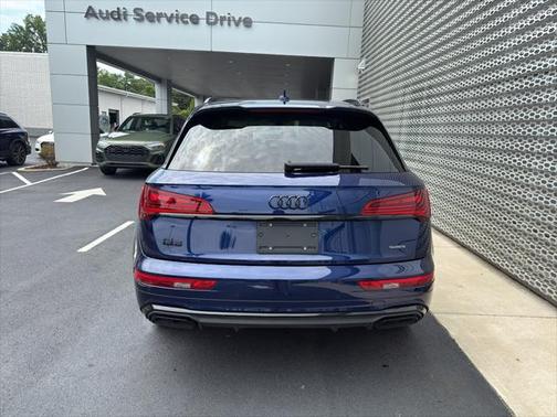 2022 Audi Q5 45 S line Premium Plus