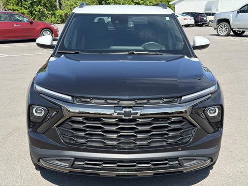 Mosaic Black Metallic 2024 Chevrolet Trailblazer ACTIV