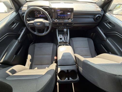Summit White 2024 Chevrolet Colorado WT