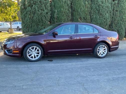 Photo 2 of 9 of 2011 Ford Fusion SEL