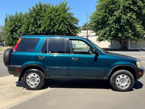 Green 1998 Honda CR-V LX