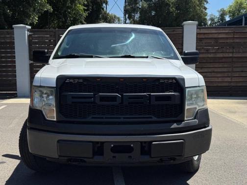 White 2009 Ford F-150 XL SuperCab