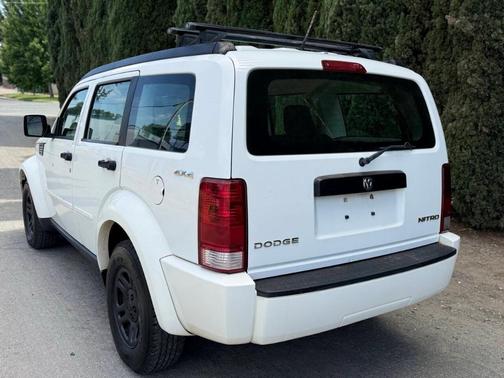 2009 Dodge Nitro SE