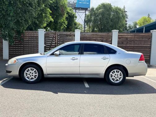 Silverstone Metallic 2008 Chevrolet Impala Police