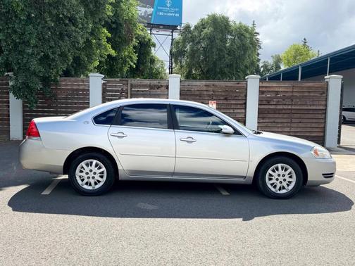 Silverstone Metallic 2008 Chevrolet Impala Police