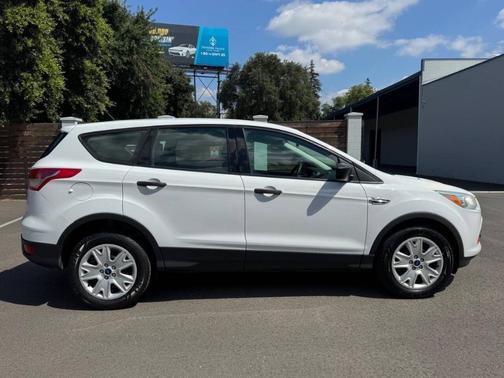 White 2016 Ford Escape S