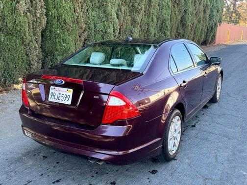 2011 Ford Fusion SE