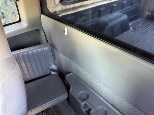 2003 Chevrolet S-10 BASE
