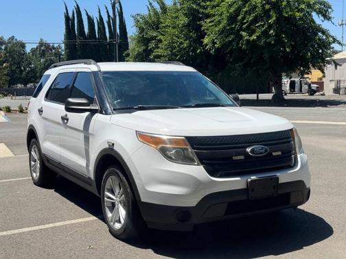 White 2015 Ford Utility Police Interceptor Base