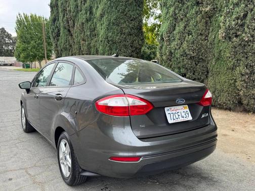 2017 Ford Fiesta SE