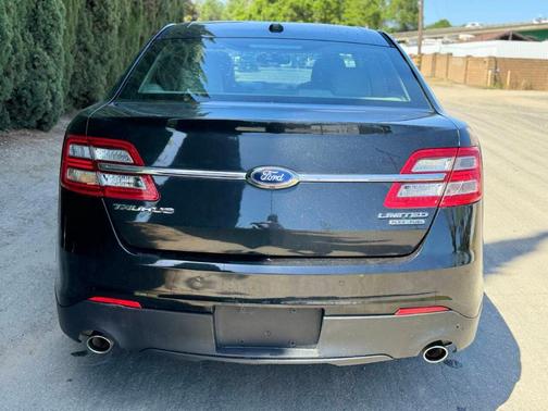 2013 Ford Taurus Limited