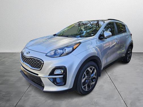 2022 Kia Sportage EX