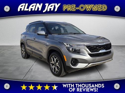Steel Gray 2022 Kia Seltos EX SUV