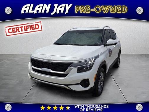 Snow White Pearl 2022 Kia Seltos EX