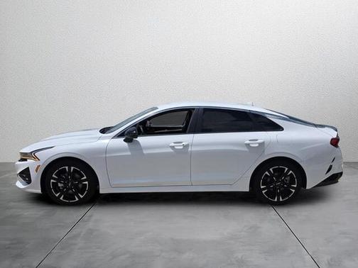 Glacial White Pearl 2024 Kia K5 GT-Line