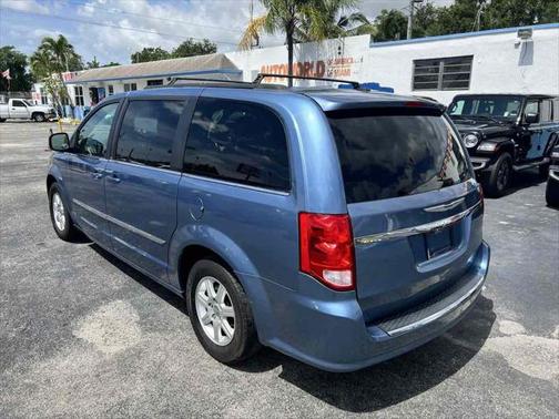 2012 Chrysler Town & Country Touring