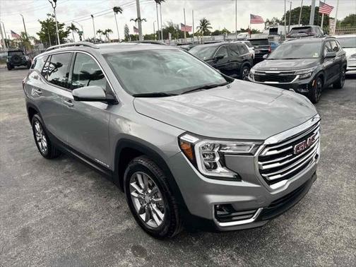2023 GMC Terrain SLT