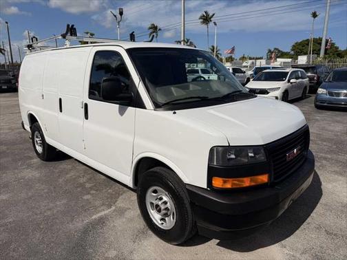 2023 GMC Savana 2500 Work Van