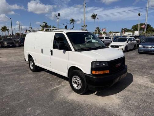 2023 GMC Savana 2500 Work Van