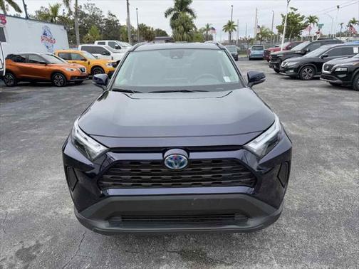2022 Toyota RAV4 Hybrid XLE