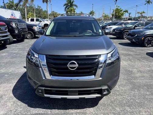 2022 Nissan Pathfinder Platinum 4WD