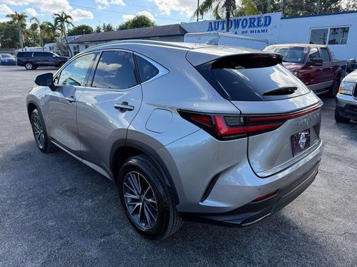 2024 Lexus NX 350h Premium