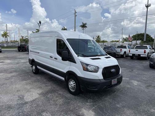 2022 Ford Transit-250 Base
