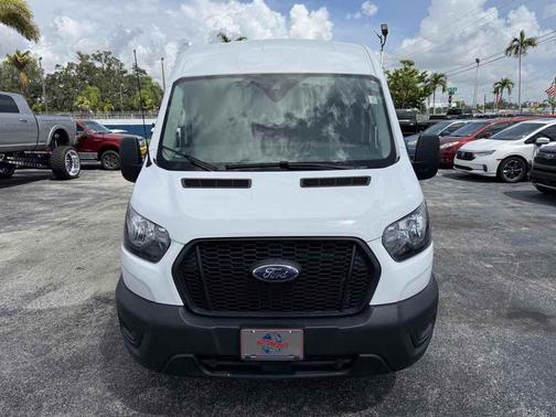 2022 Ford Transit-250 Base