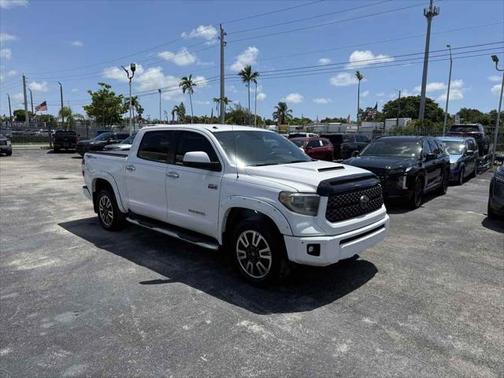 2018 Toyota Tundra SR5