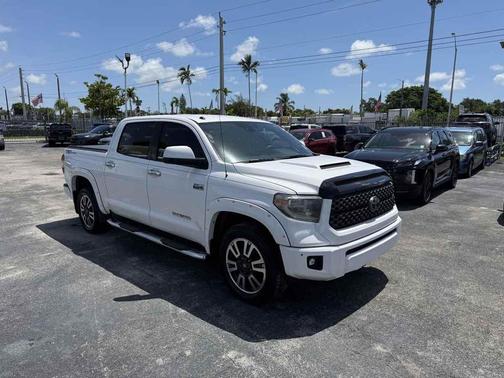 2018 Toyota Tundra SR5