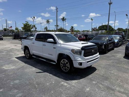 2018 Toyota Tundra SR5