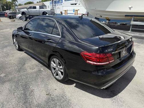 2015 Mercedes-Benz E-Class 4MATIC