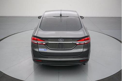 MAGNETIC 2018 Ford Fusion S