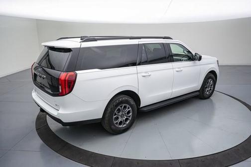 OXFORD WHITE 2025 Ford Expedition ACTIVE