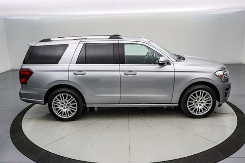 2024 Ford Expedition PLATINUM