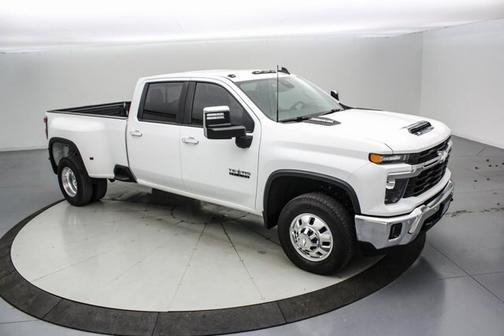 2025 Chevrolet Silverado 3500 LT