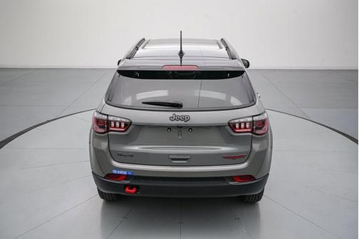 Sting Gray Clearcoat 2022 Jeep Compass TRAILHAWK