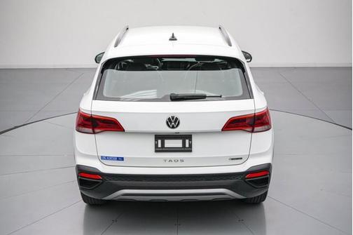 Pure White 2024 Volkswagen Taos 1.5T S