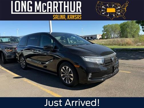 Crystal Black Pearl 2023 Honda Odyssey EX-L